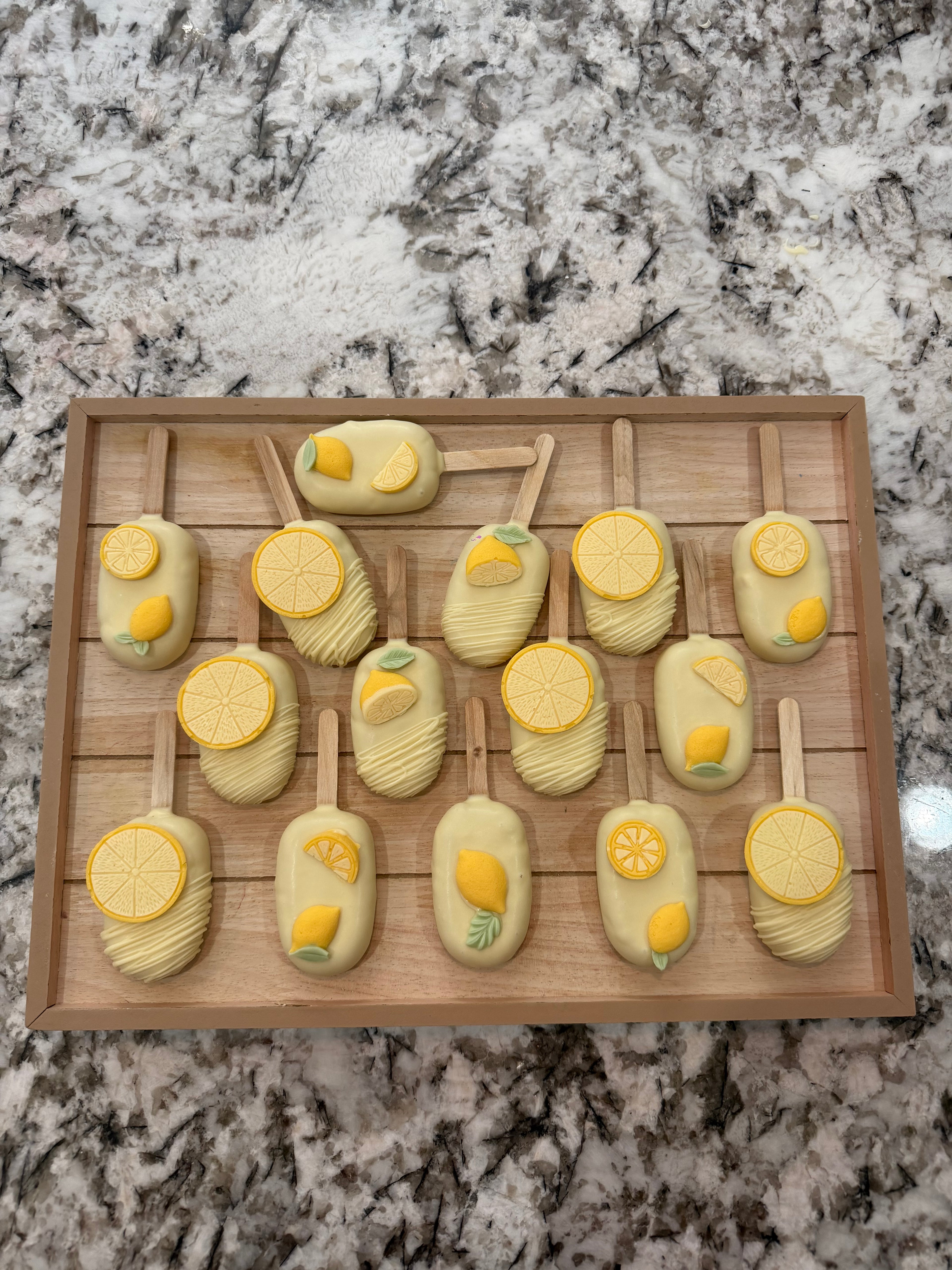 Lemon Cakesicle Summer Edition